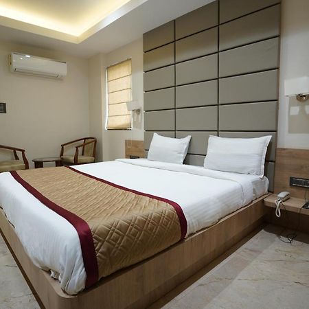 Hotel The Venue Дханбад Экстерьер фото